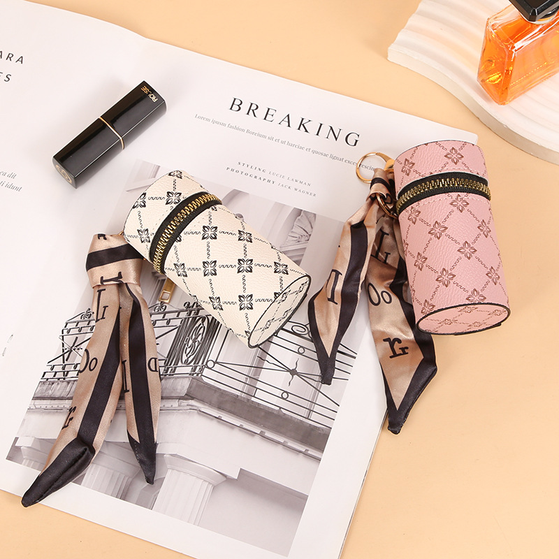 Eşarp Desenli Ruj Anahtarlık,  - Monogram Keychain Leather incelemesi ve fiyatı