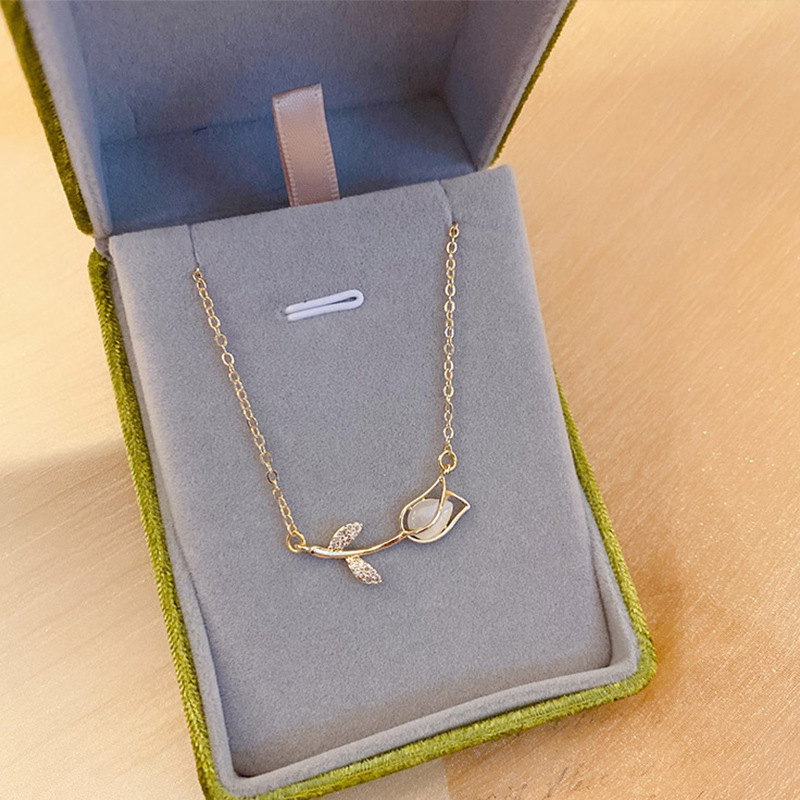 Paslanmaz Çelik Gül Lale Krist - Birth Flower Necklace incelemesi ve fiyatı
